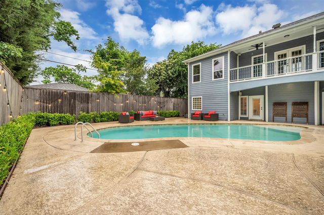 8702 Ilona Lane, Houston, TX 77025