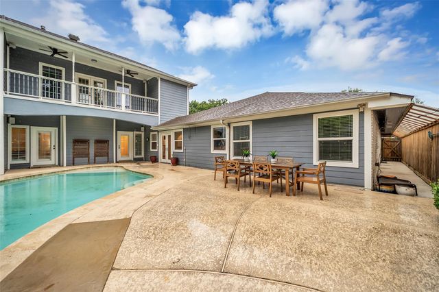 8702 Ilona Lane, Houston, TX 77025