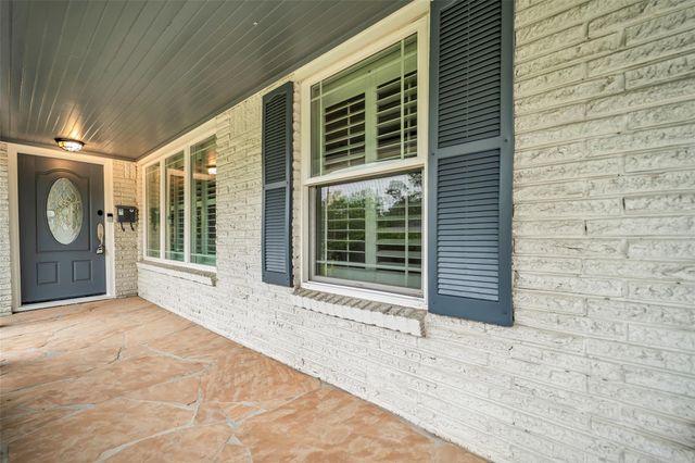 8702 Ilona Lane, Houston, TX 77025
