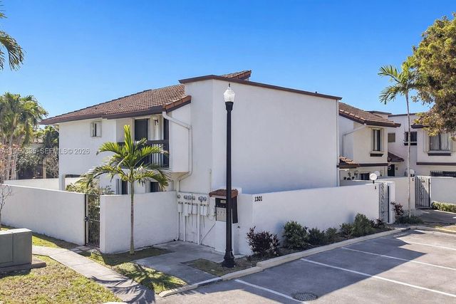 1301 SW 124th Ct 20-A, Miami, FL 33184
