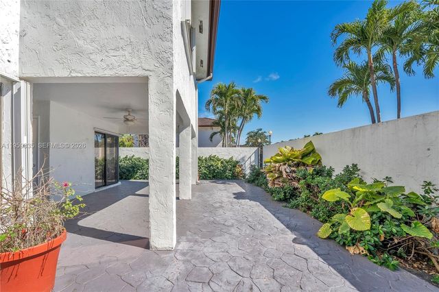 1301 SW 124th Ct 20-A, Miami, FL 33184