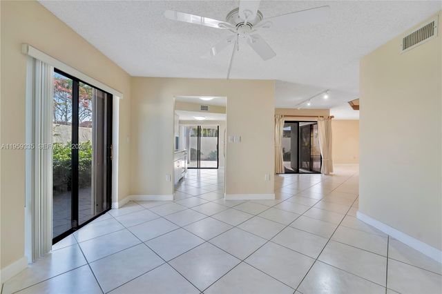 1301 SW 124th Ct 20-A, Miami, FL 33184