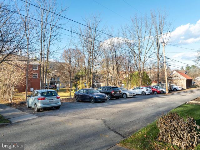 440 W FOSTER AVE, State College, PA 16801