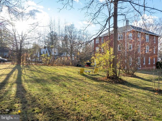 440 W FOSTER AVE, State College, PA 16801