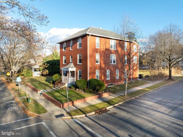 440 W FOSTER AVE, State College, PA 16801