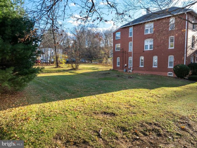 440 W FOSTER AVE, State College, PA 16801