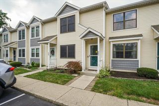 907 Soramill Lane, 8E, Columbus, OH 43085