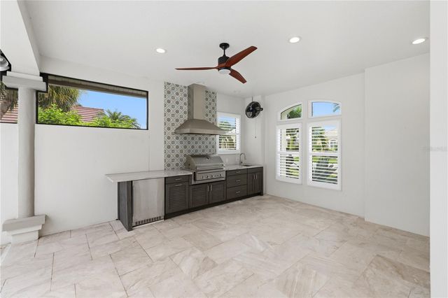 309 S STONE BRIAR CREEK DRIVE, Venice, FL 34292