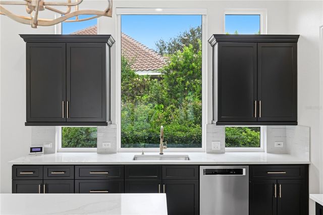 309 S STONE BRIAR CREEK DRIVE, Venice, FL 34292