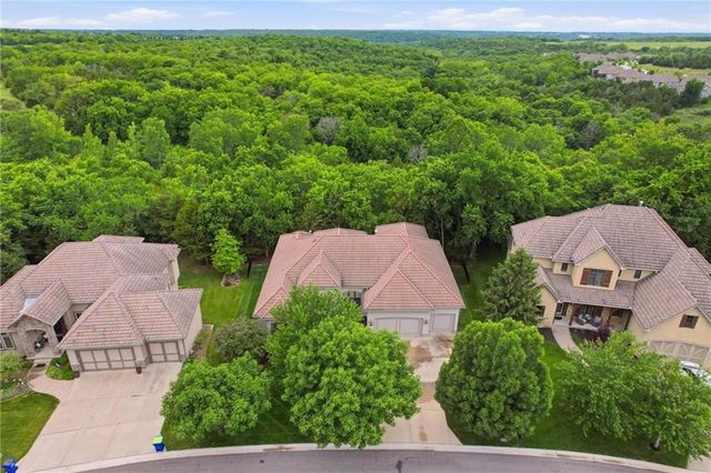 9714 Wild Rose Lane, Lenexa, KS 66227