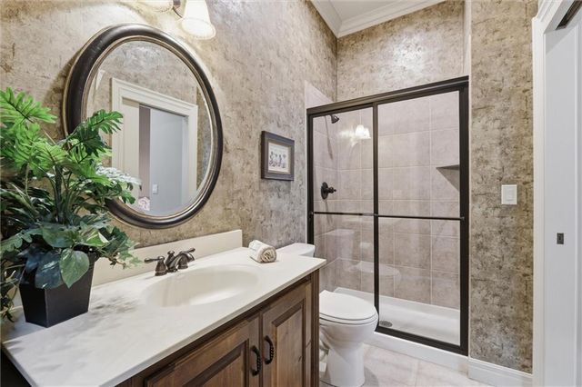 9714 Wild Rose Lane, Lenexa, KS 66227