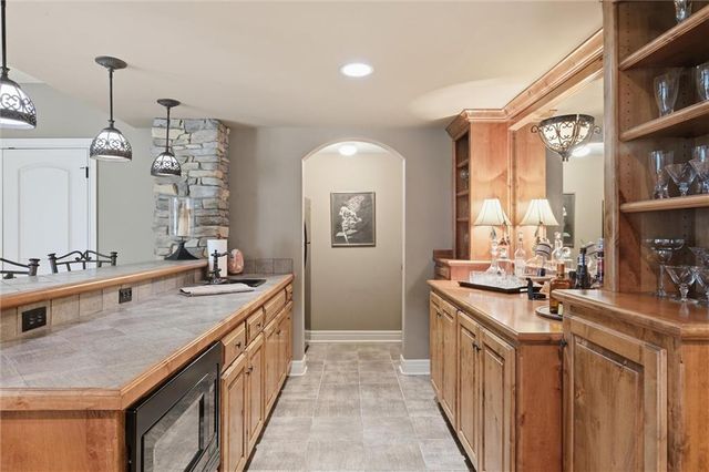 9714 Wild Rose Lane, Lenexa, KS 66227