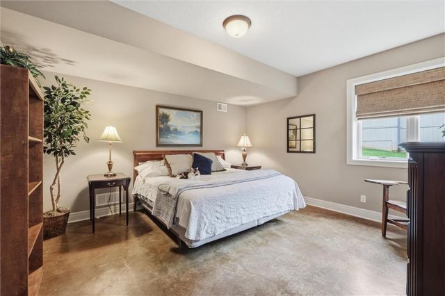 9714 Wild Rose Lane, Lenexa, KS 66227