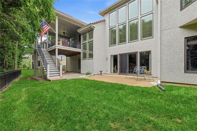 9714 Wild Rose Lane, Lenexa, KS 66227