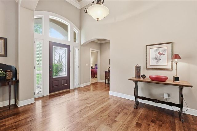 9714 Wild Rose Lane, Lenexa, KS 66227
