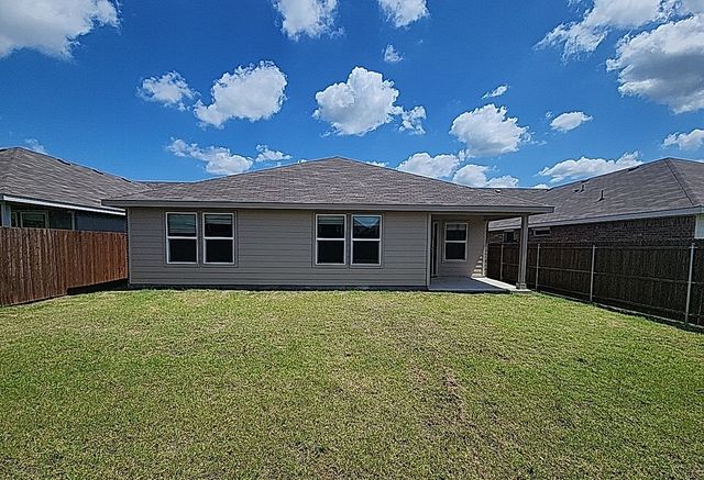 740 Breckenridge Park Drive, Alvarado, TX 76009