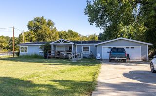 3707 W Port Ridglea Court, Granbury, TX 76049