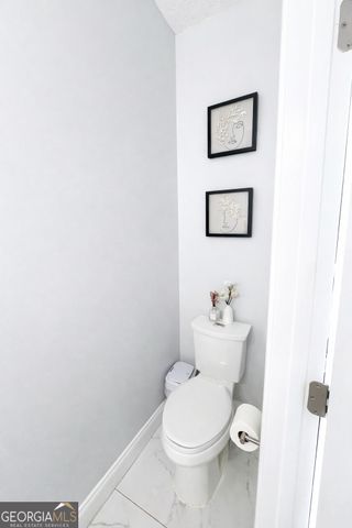 2737 Autumn Lake Lane, Decatur, GA 30034