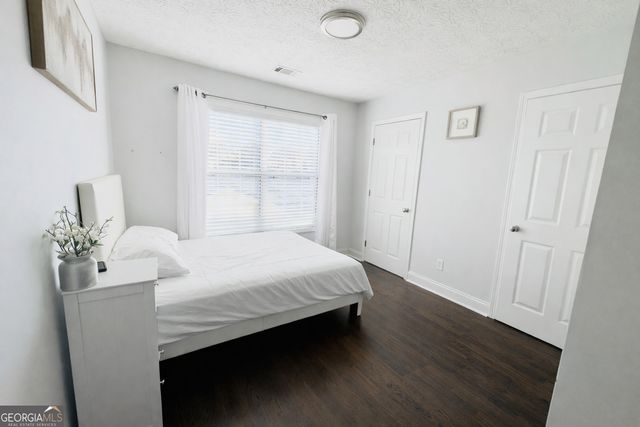 2737 Autumn Lake Lane, Decatur, GA 30034