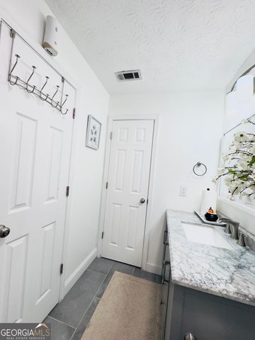 2737 Autumn Lake Lane, Decatur, GA 30034