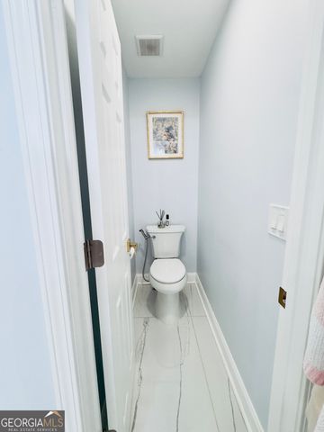 2737 Autumn Lake Lane, Decatur, GA 30034