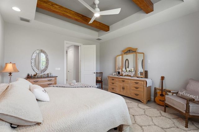 6390 High Pointe West Way, Vero Beach, FL 32967