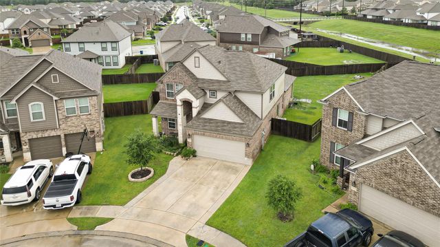 11115 Larkspur Dale Court, Houston, TX 77044