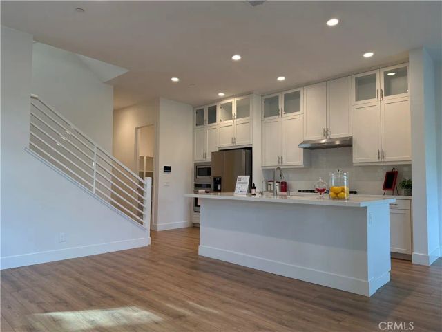 273 Novel, Irvine, CA 92618