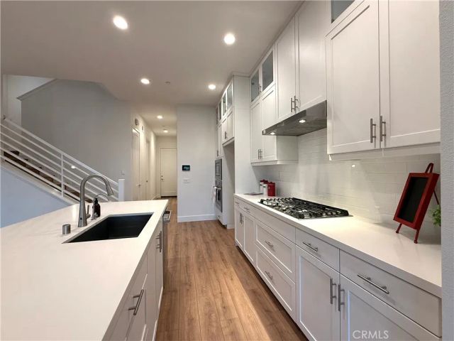 273 Novel, Irvine, CA 92618