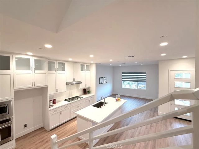 273 Novel, Irvine, CA 92618