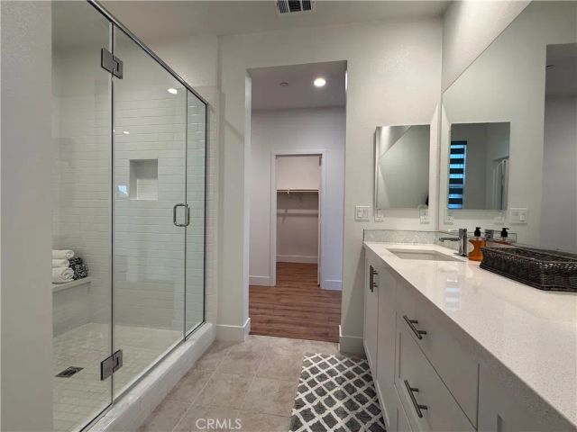 273 Novel, Irvine, CA 92618
