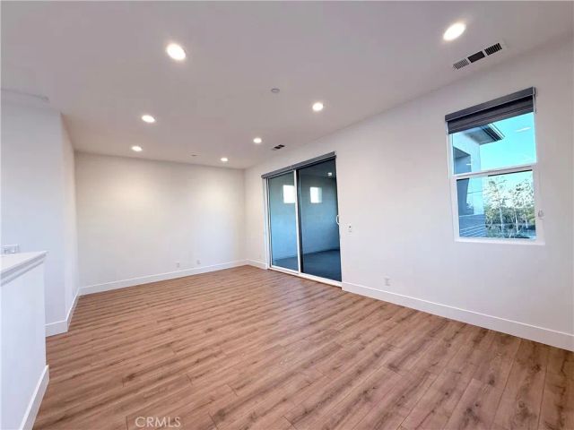 273 Novel, Irvine, CA 92618