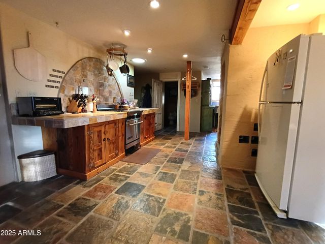 2985 N Federal Mines Road, Dewey, AZ 86327