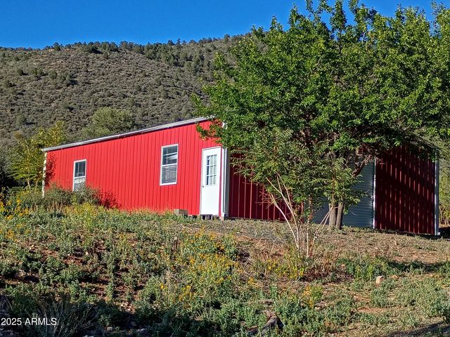 2985 N Federal Mines Road, Dewey, AZ 86327