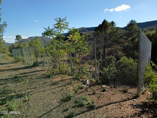 2985 N Federal Mines Road, Dewey, AZ 86327