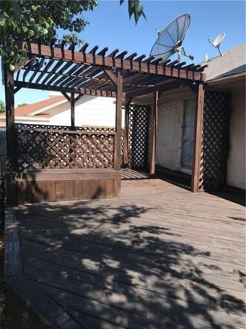 1126 Woodrow Drive, Lewisville, TX 75067