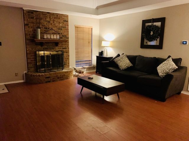 1126 Woodrow Drive, Lewisville, TX 75067