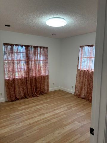 143 S LAKE SUSAN Drive S 143, West Palm Beach, FL 33411