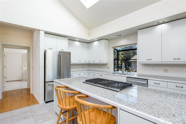 107 Hogans Vista, Sequim, WA 98382