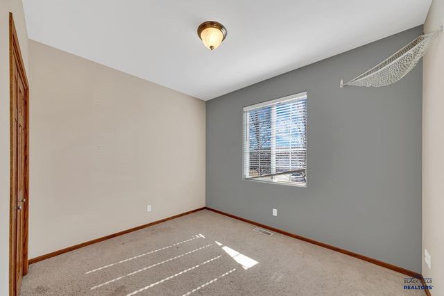 6651 WELLINGTON DR, Rapid City, SD 57702