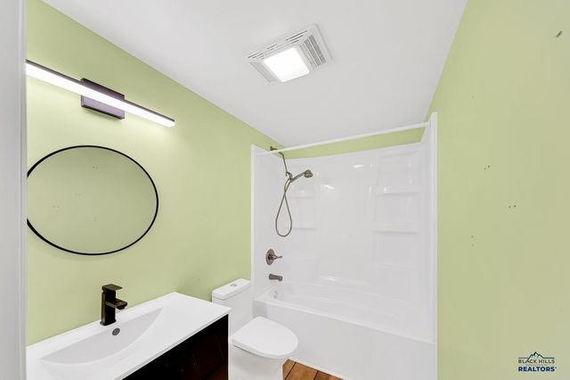 6651 WELLINGTON DR, Rapid City, SD 57702