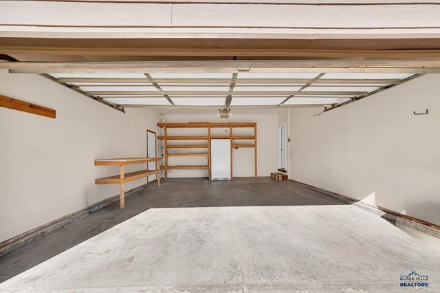 6651 WELLINGTON DR, Rapid City, SD 57702