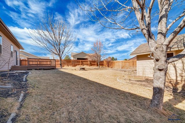 6651 WELLINGTON DR, Rapid City, SD 57702