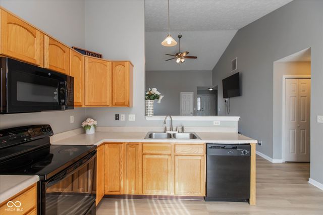 10703 Hanover Court, Indianapolis, IN 46231