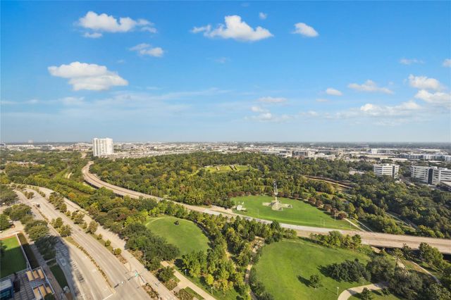 1711 Allen Parkway 2101, Houston, TX 77019
