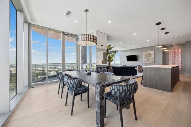 1711 Allen Parkway 2101, Houston, TX 77019