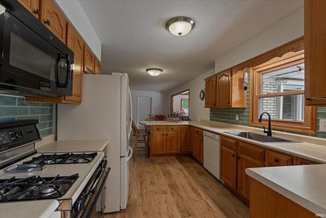 15342 Monterosa Drive, Granger, IN 46530
