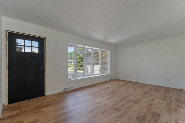 15342 Monterosa Drive, Granger, IN 46530