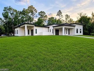 2443 Joe AVE S, Lehigh Acres, FL 33973