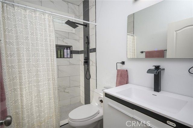 23272 Alta Oaks Drive, Wildomar, CA 92595